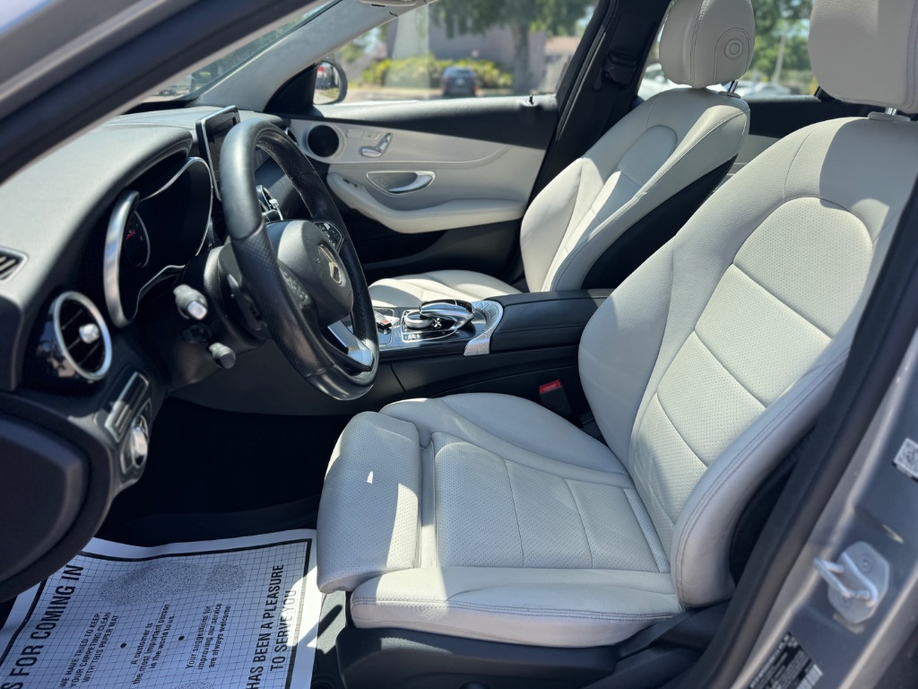 2016 Mercedes-Benz C300 - $11,998