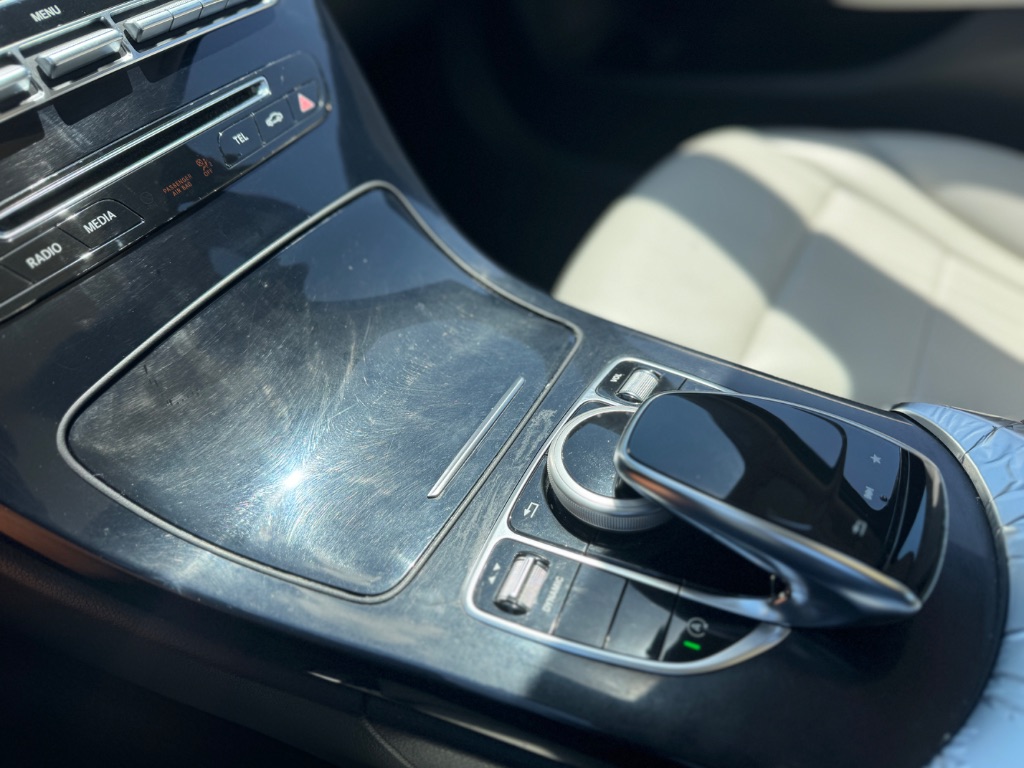 2016 Mercedes-Benz C300 - $11,998