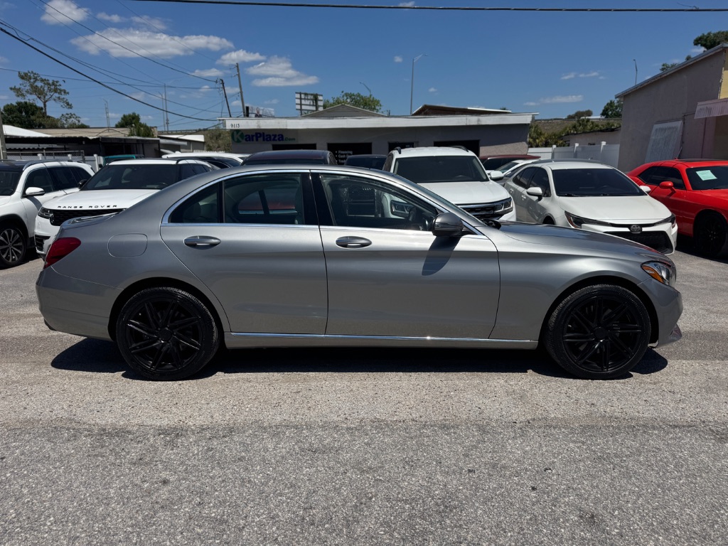 2016 Mercedes-Benz C300 - $11,998