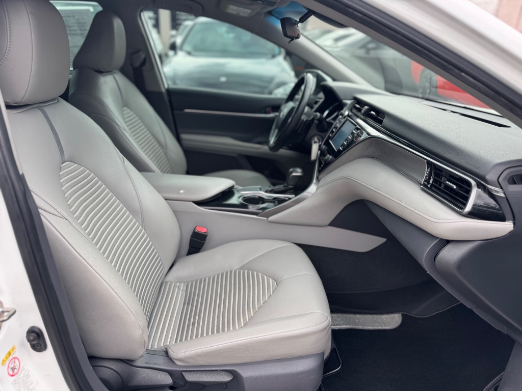 2019 Toyota Camry - $15,998