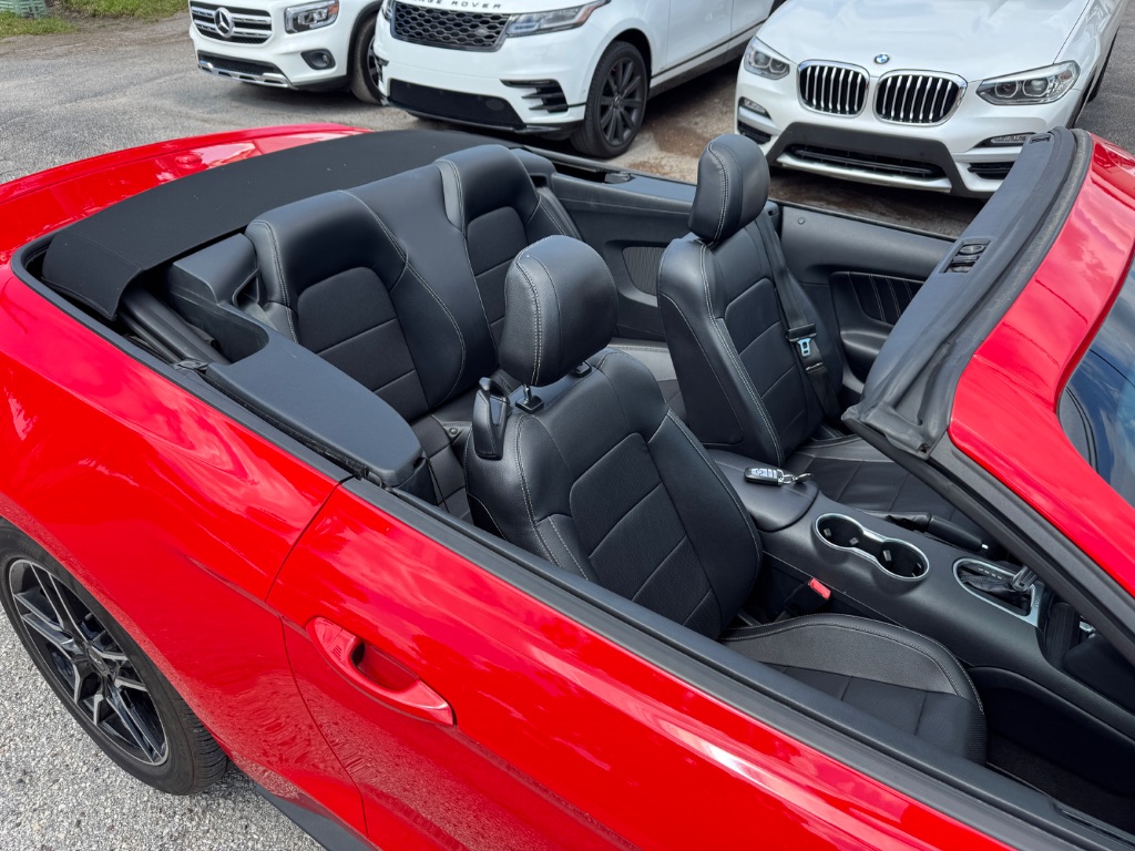 2023 Ford Mustang - $26,998