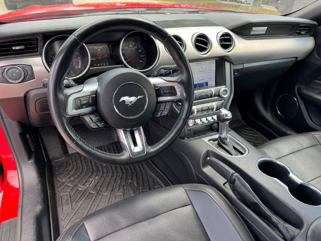 2023 Ford Mustang - $26,998