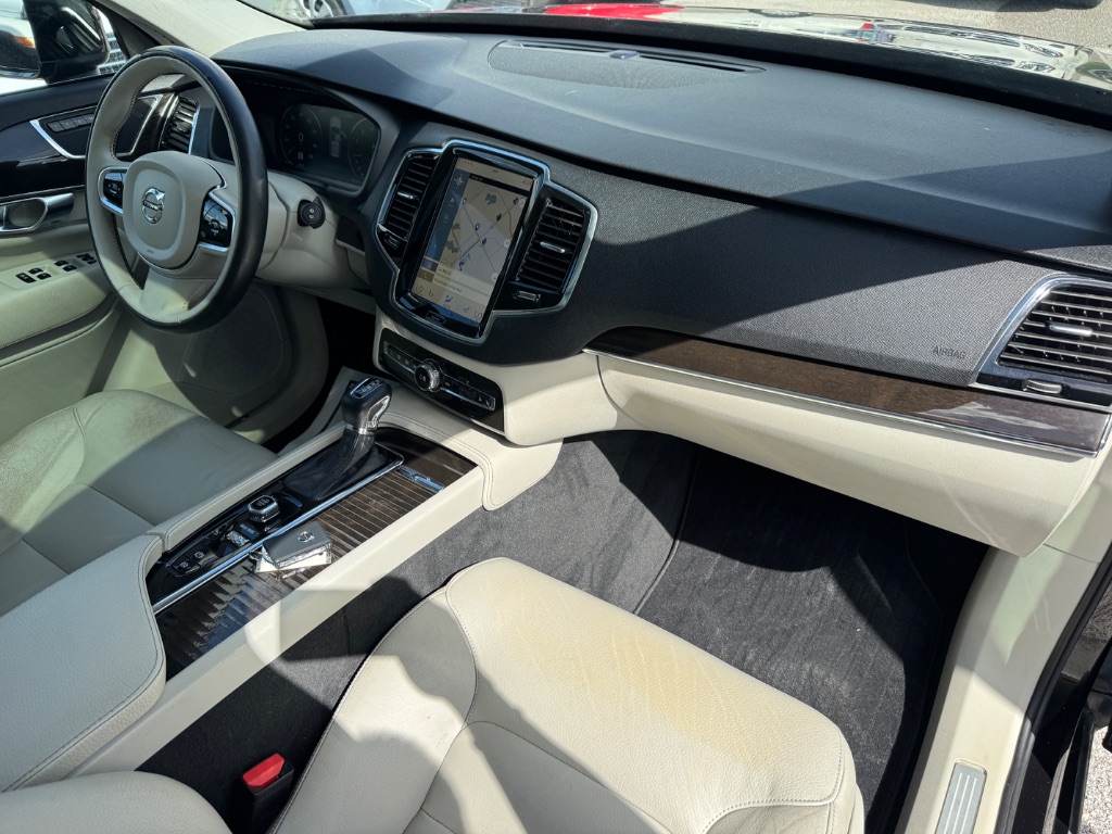 2018 Volvo XC90 - $17,998