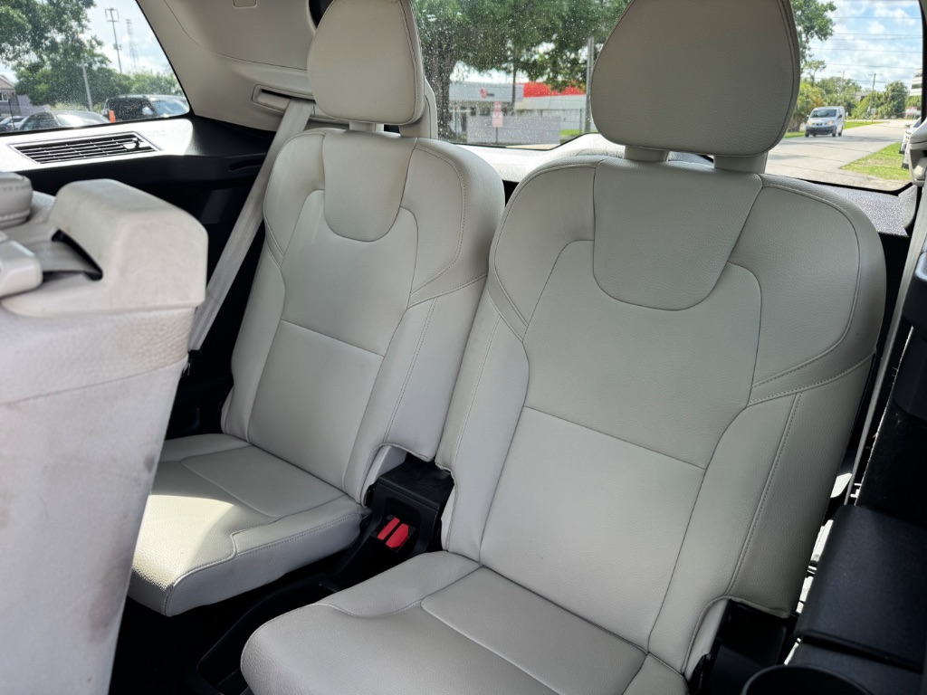 2018 Volvo XC90 - $17,998