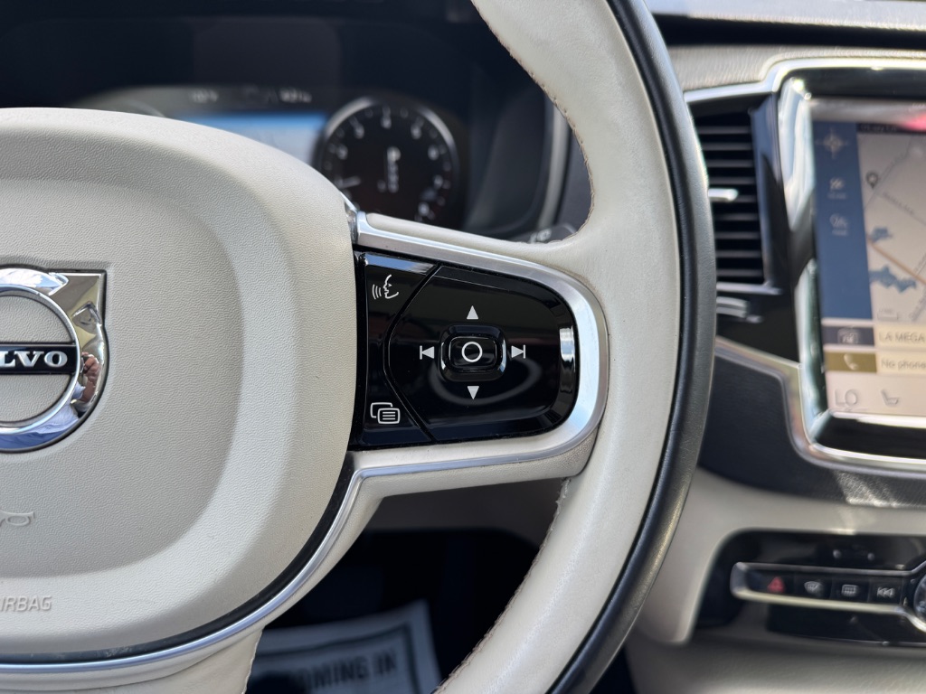 2018 Volvo XC90 - $17,998