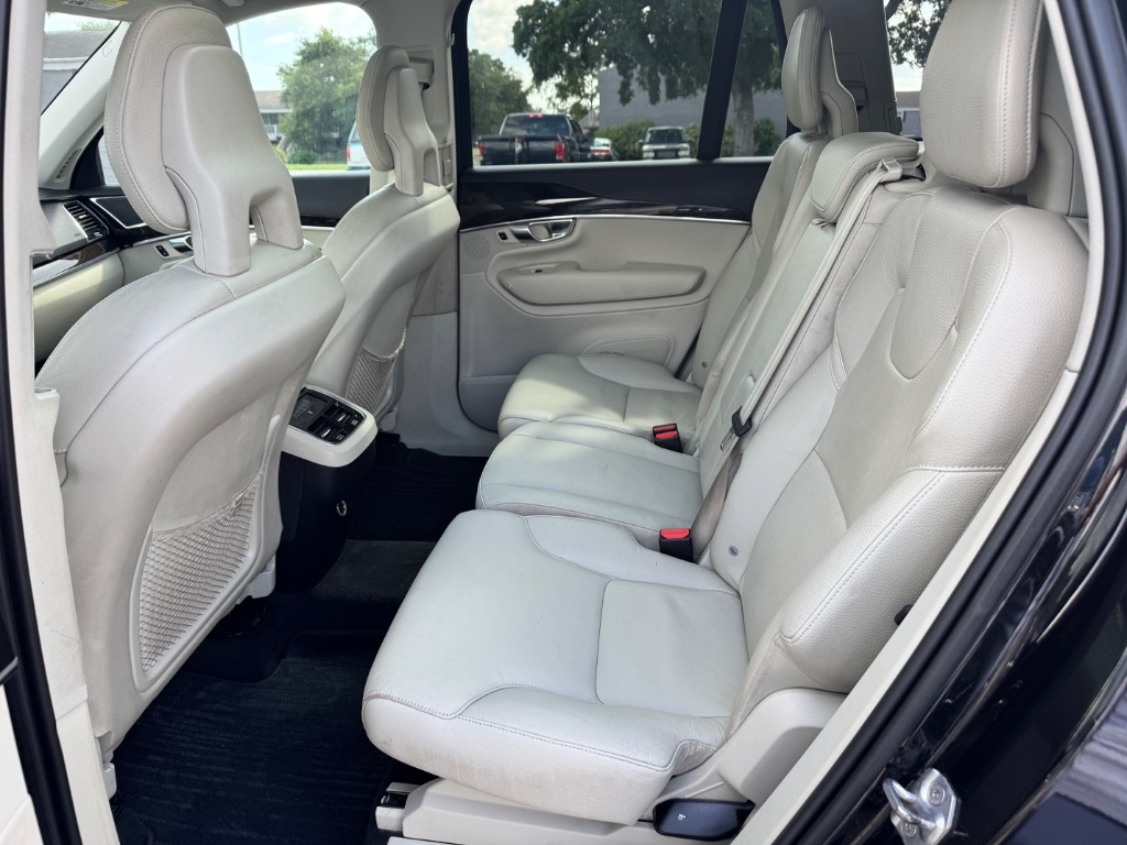 2018 Volvo XC90 - $17,998