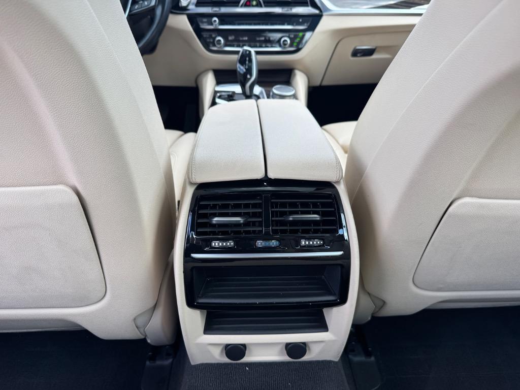 2019 BMW 530i - $16,998