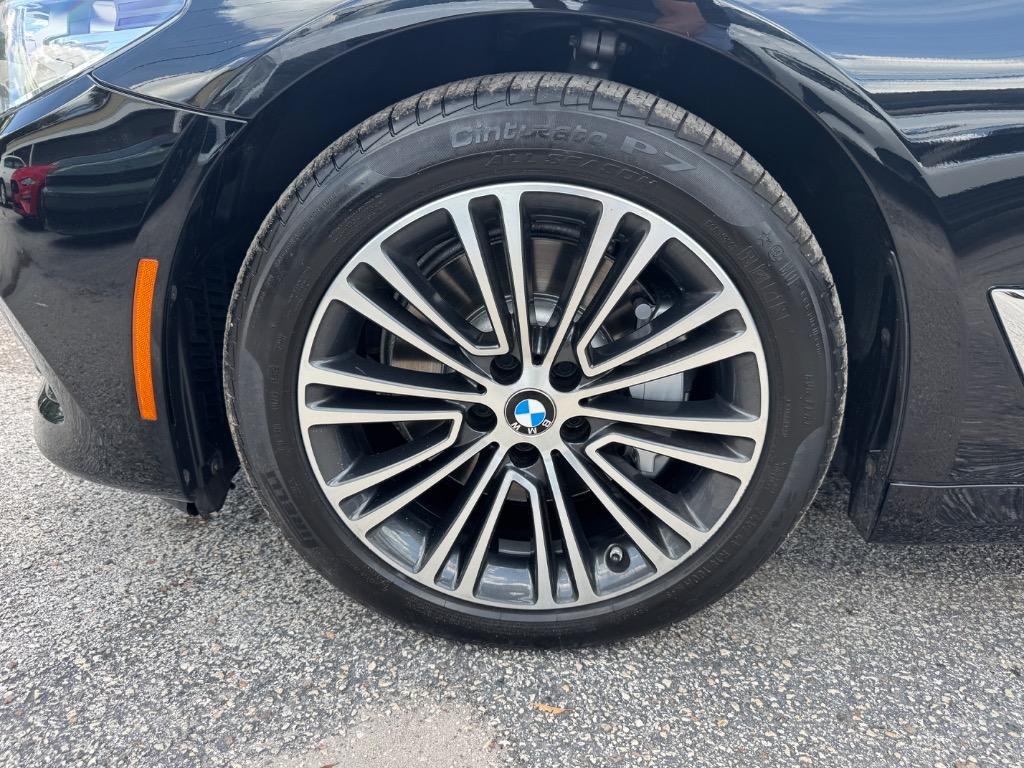 2019 BMW 530i - $16,998