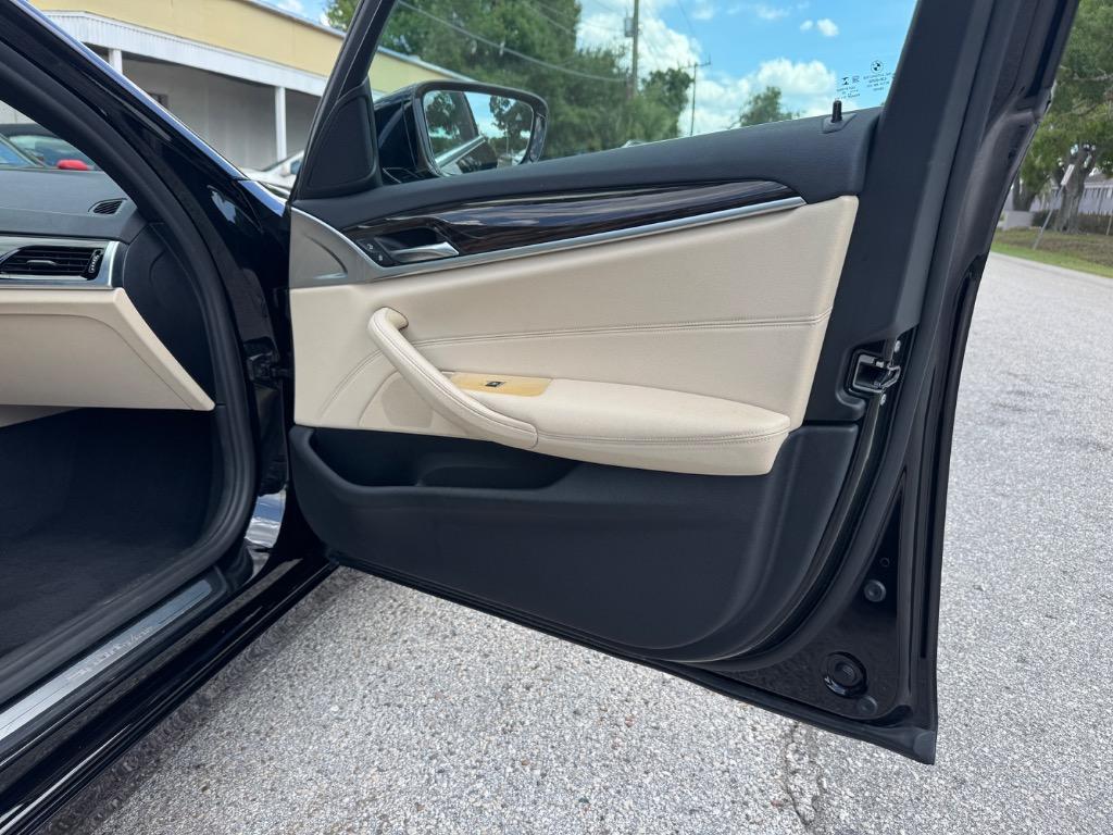 2019 BMW 530i - $16,998