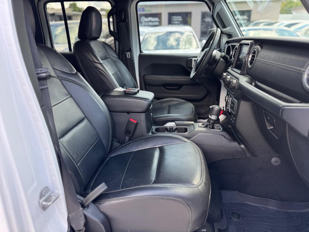 2018 Jeep Wrangler - $22,998