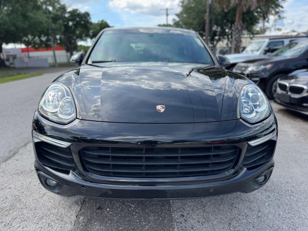 2018 Porsche Cayenne - $20,998