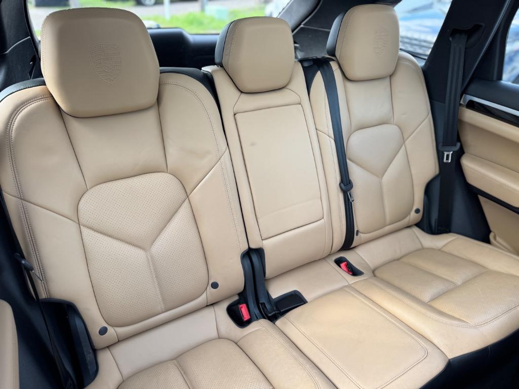 2018 Porsche Cayenne - $20,998