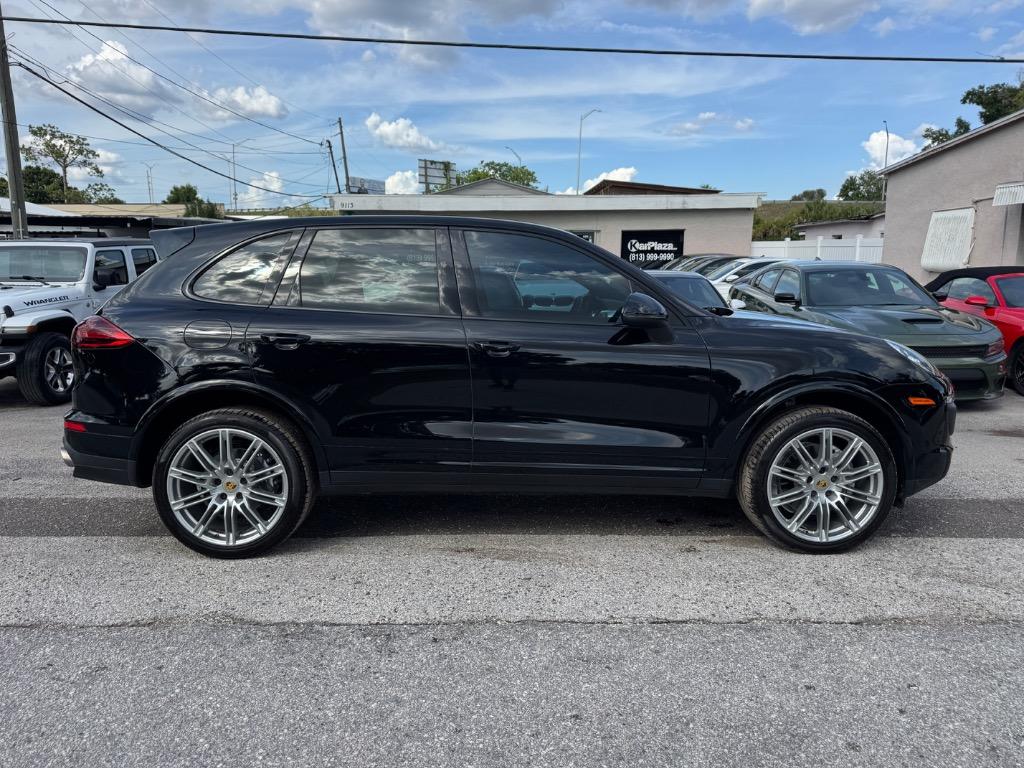 2018 Porsche Cayenne - $20,998