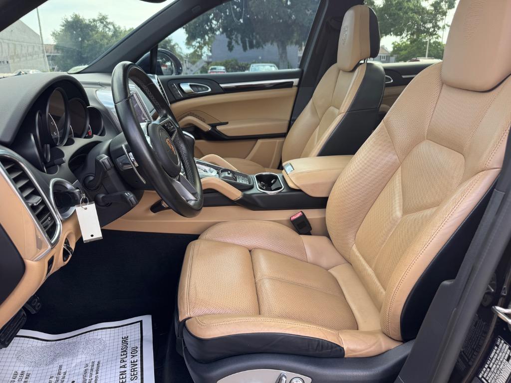 2018 Porsche Cayenne - $20,998