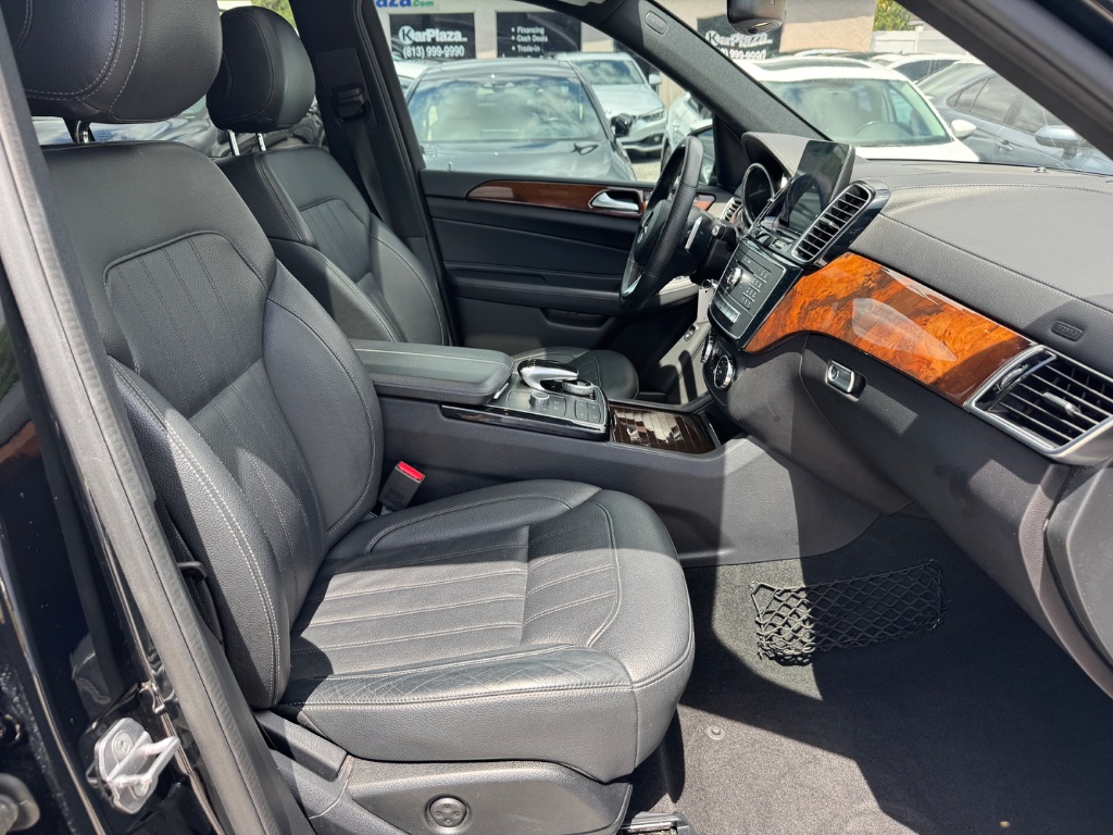 2018 Mercedes-Benz GLS - $17,998