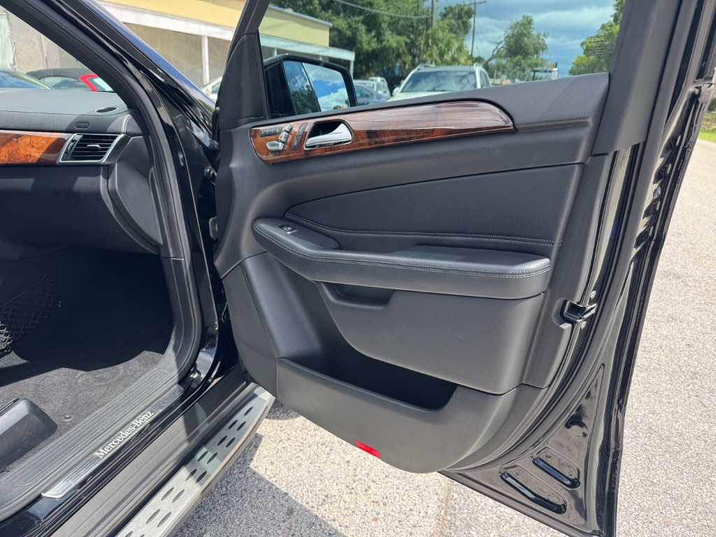 2018 Mercedes-Benz GLS - $17,998