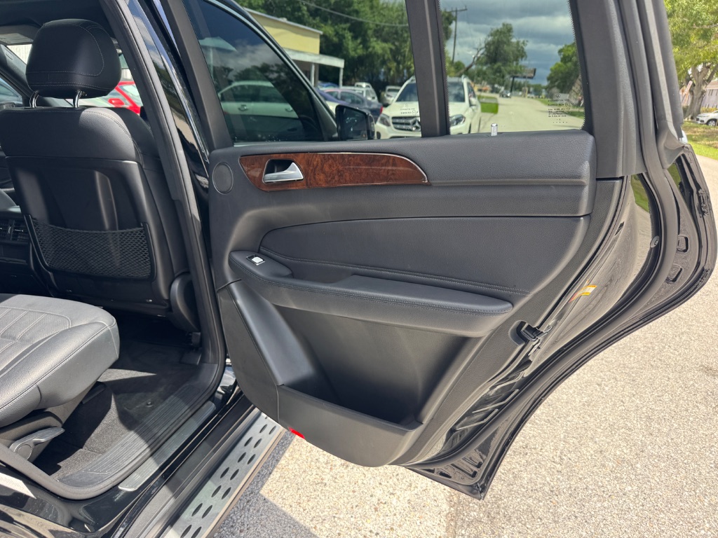 2018 Mercedes-Benz GLS - $17,998