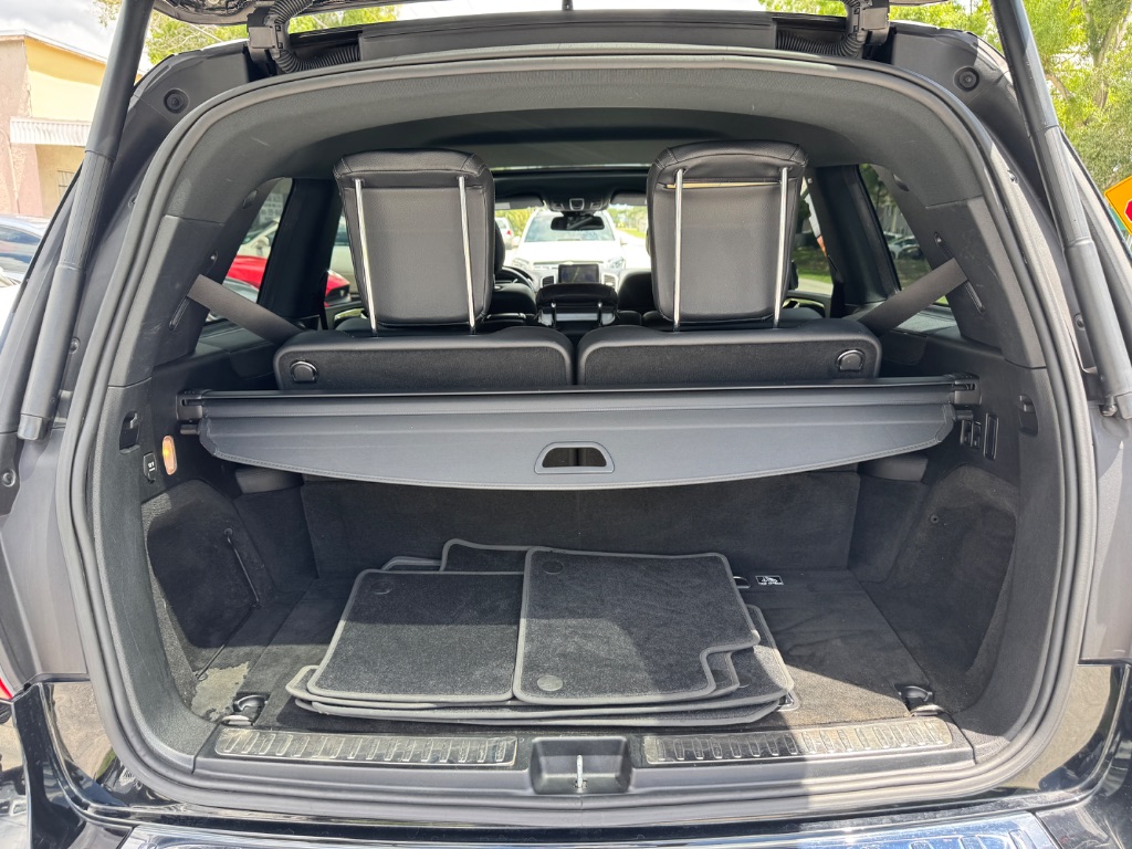 2018 Mercedes-Benz GLS - $17,998