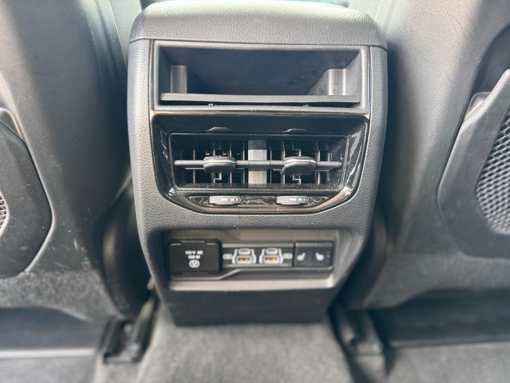 2022 Jeep Cherokee - $25,998