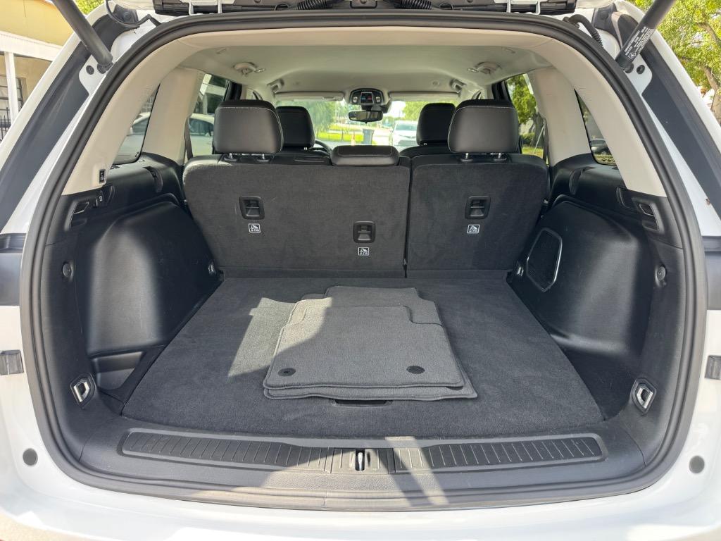 2022 Jeep Cherokee - $25,998