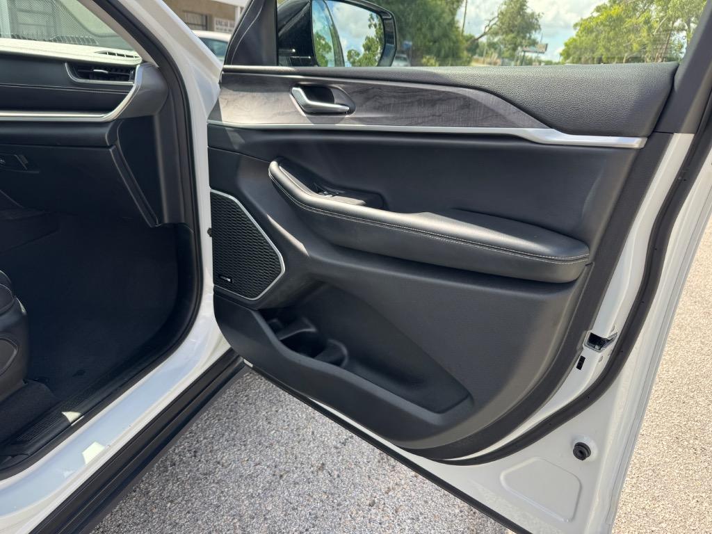 2022 Jeep Cherokee - $25,998