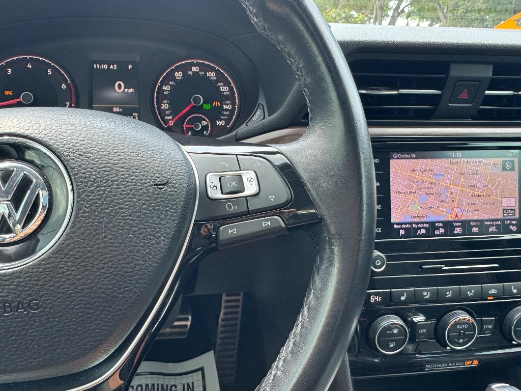 2020 Volkswagen Passat - $11,998