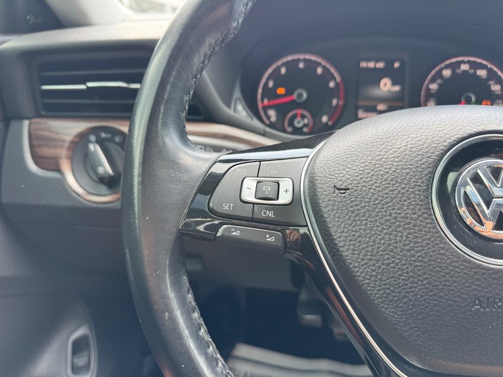 2020 Volkswagen Passat - $11,998