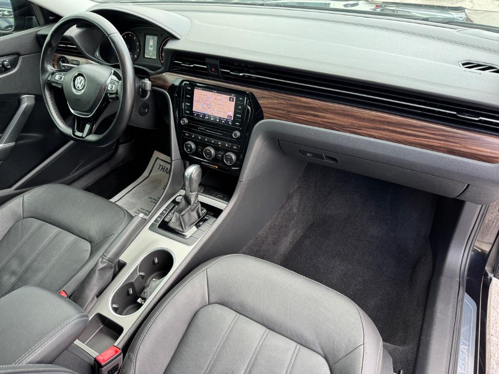 2020 Volkswagen Passat - $11,998