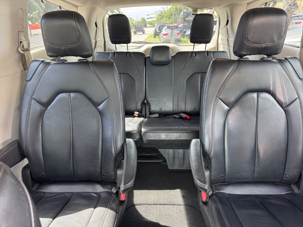 2019 Chrysler Pacifica - $10,998