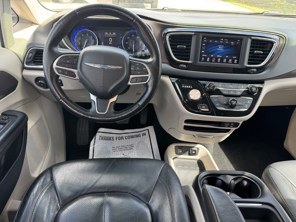 2019 Chrysler Pacifica - $10,998