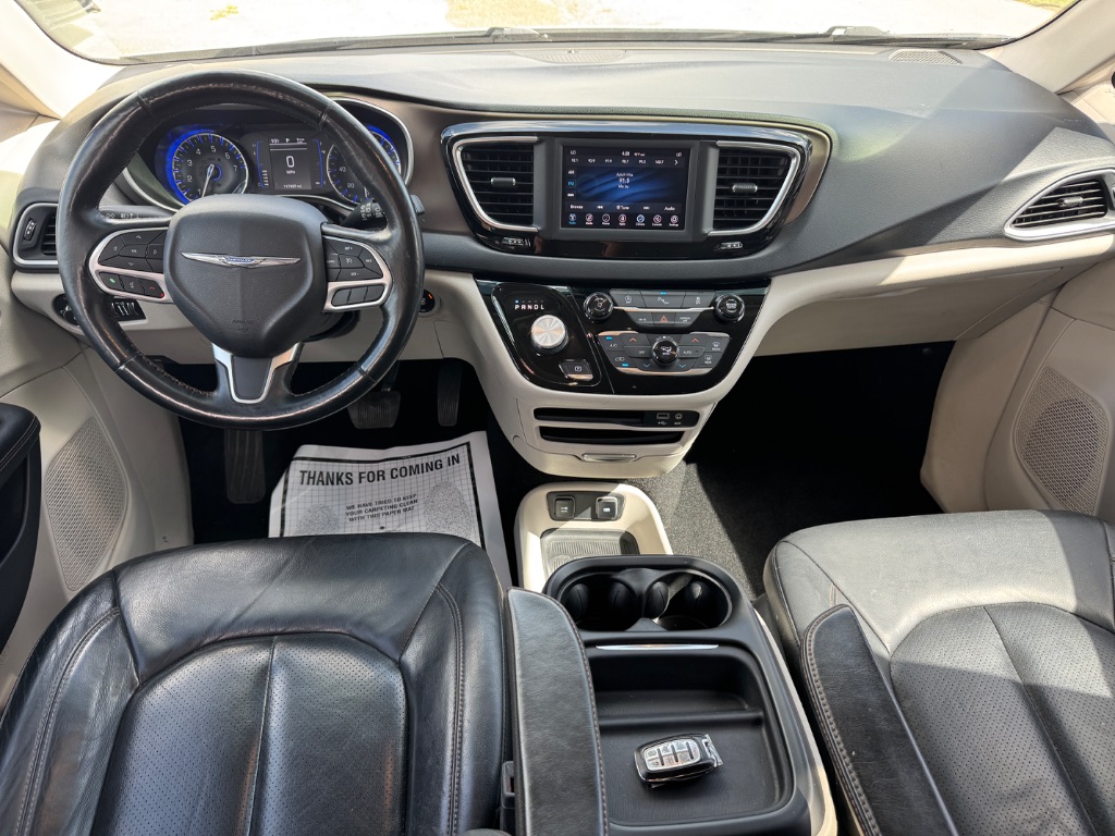 2019 Chrysler Pacifica - $10,998