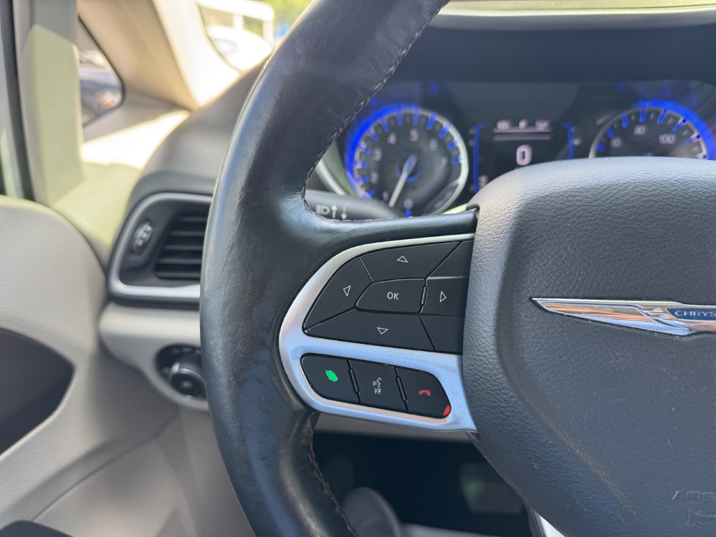 2019 Chrysler Pacifica - $10,998