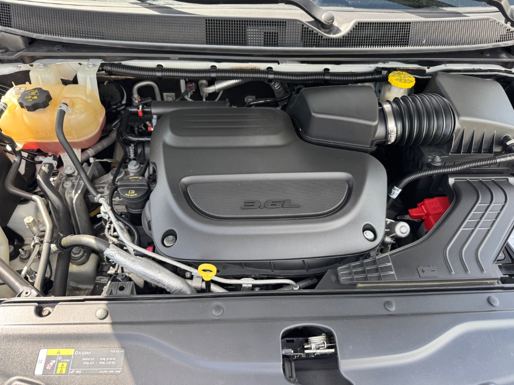 2019 Chrysler Pacifica - $10,998