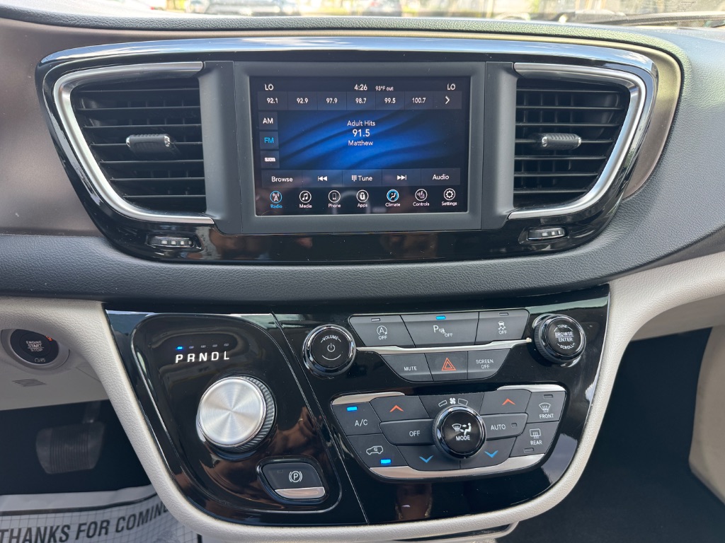 2019 Chrysler Pacifica - $10,998