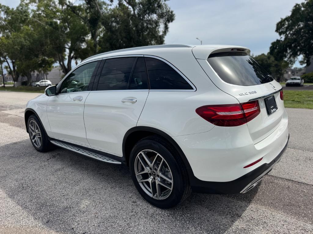 2019 Mercedes-Benz C-Class - $15,998