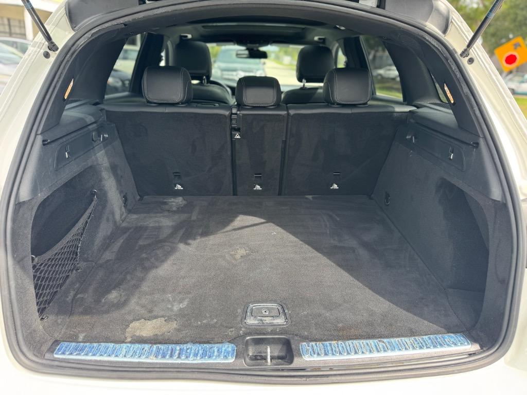2019 Mercedes-Benz C-Class - $15,998