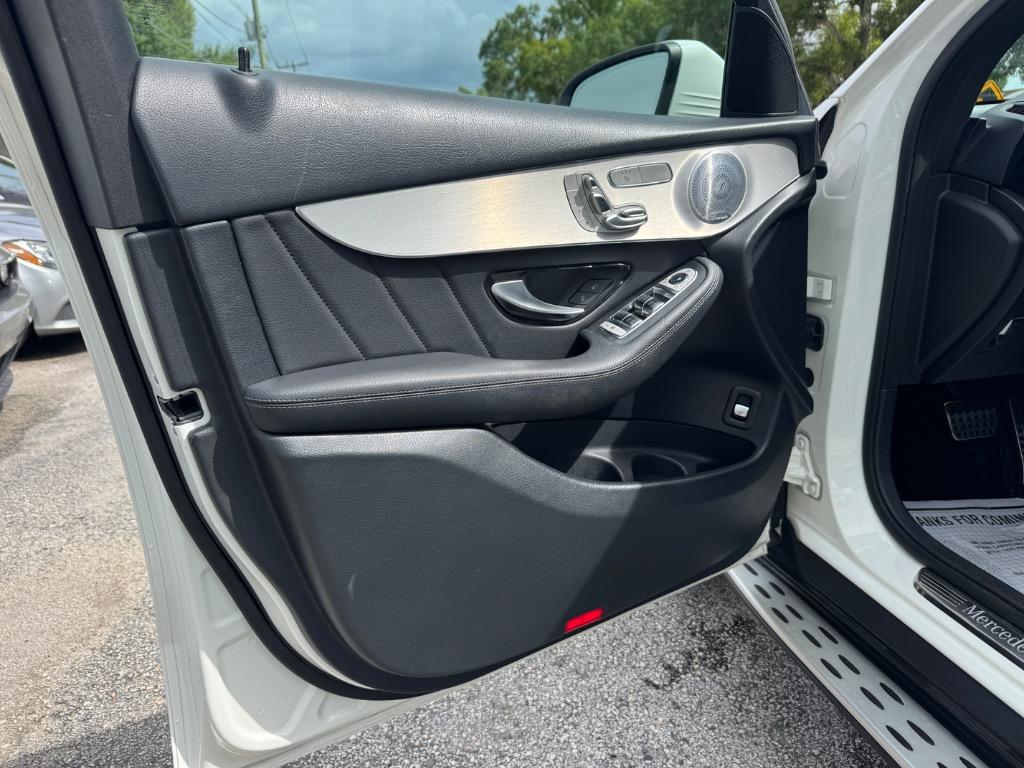 2019 Mercedes-Benz C-Class - $15,998