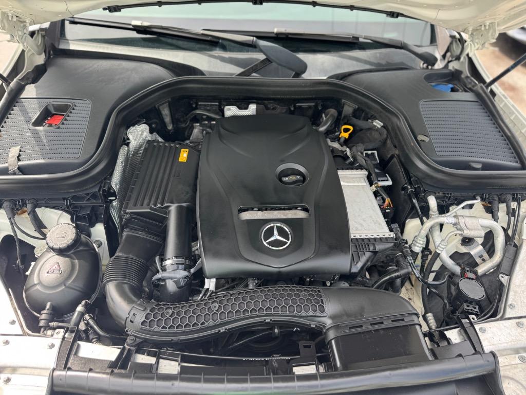 2019 Mercedes-Benz C-Class - $15,998