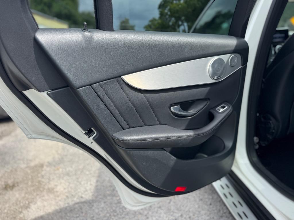 2019 Mercedes-Benz C-Class - $15,998