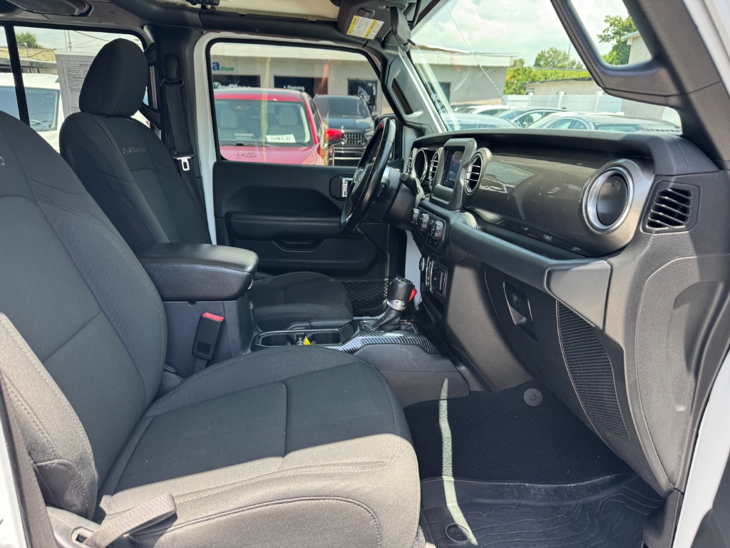 2020 Jeep Gladiator - $24,998