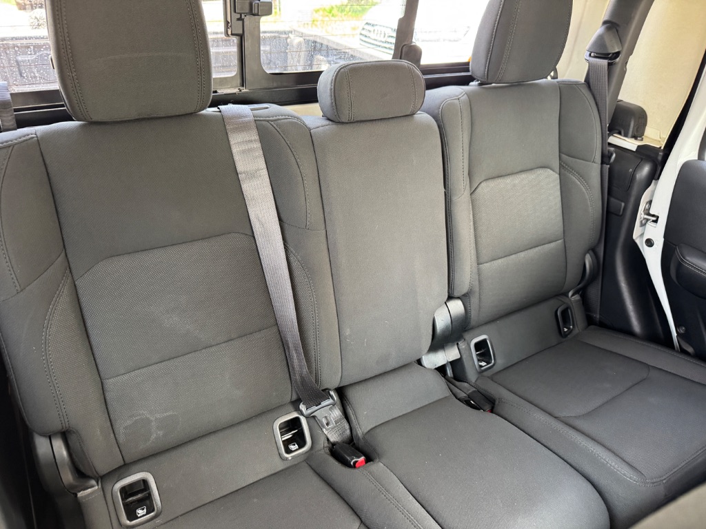 2020 Jeep Gladiator - $24,998