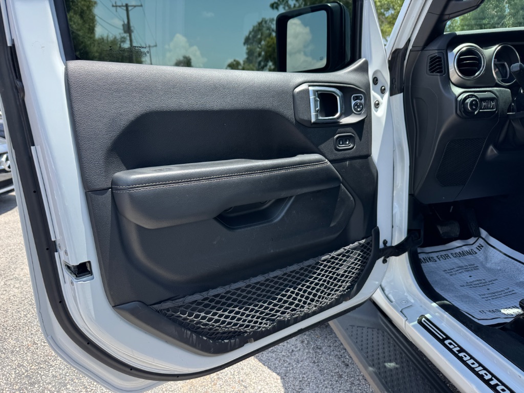 2020 Jeep Gladiator - $24,998