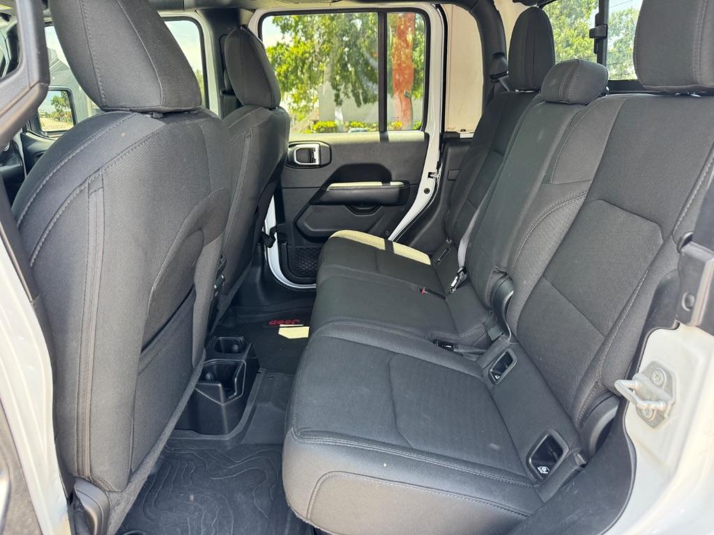 2020 Jeep Gladiator - $24,998