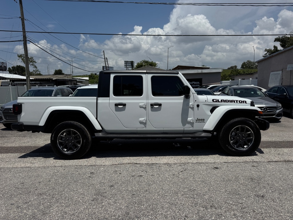 2020 Jeep Gladiator - $24,998