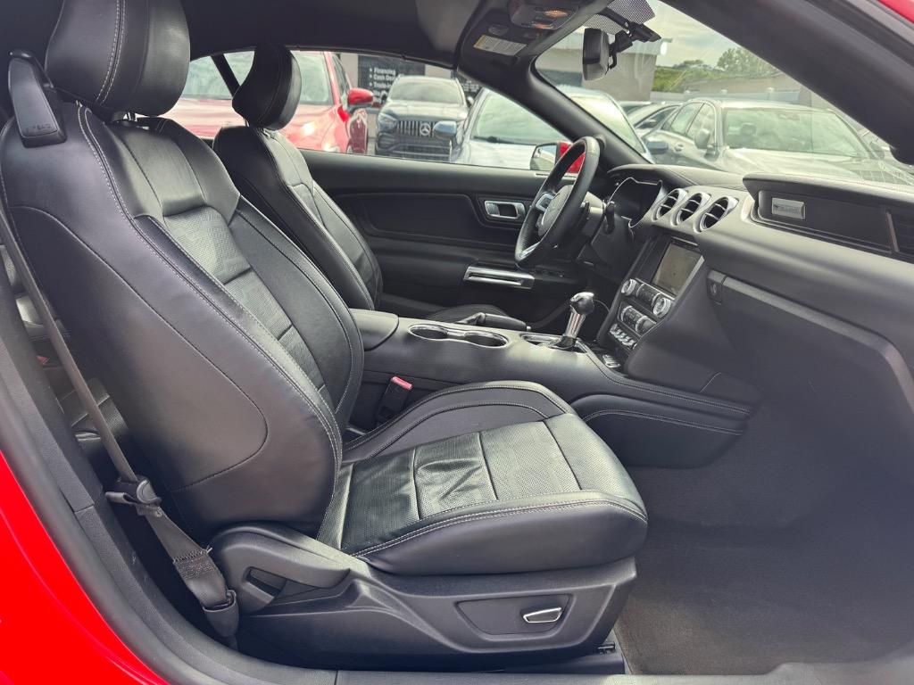2018 Ford Mustang - $15,998