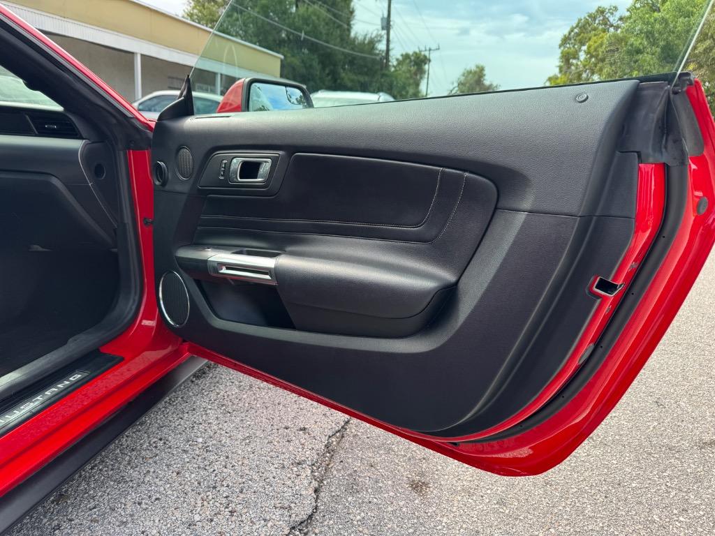 2018 Ford Mustang - $15,998