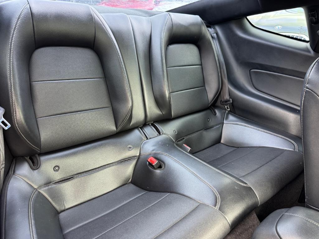 2020 Ford Mustang - $21,998