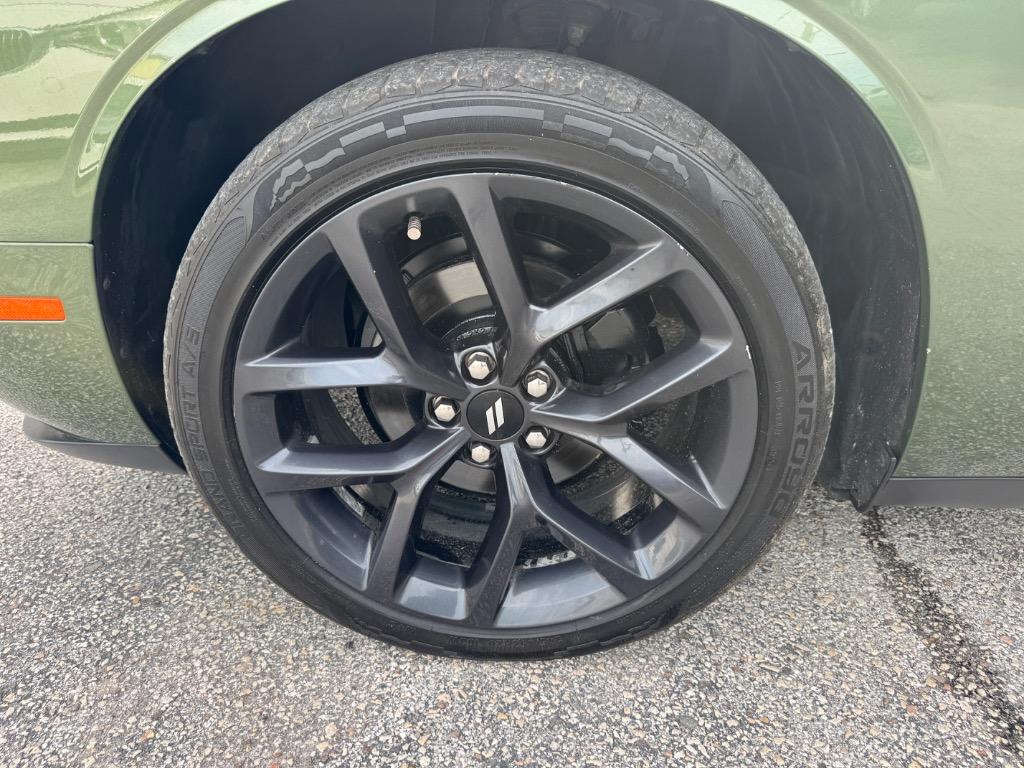 2019 Dodge Challenger - $12,998