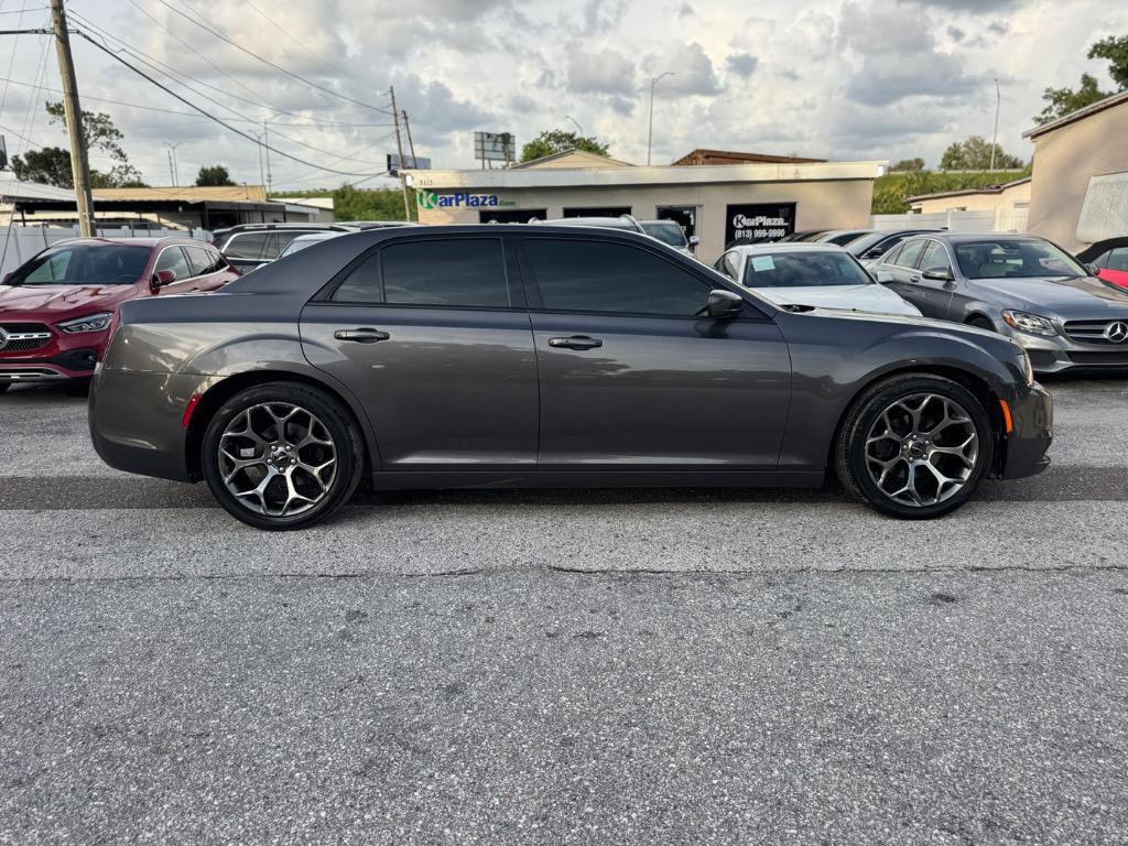2018 Chrysler 300 - $16,998