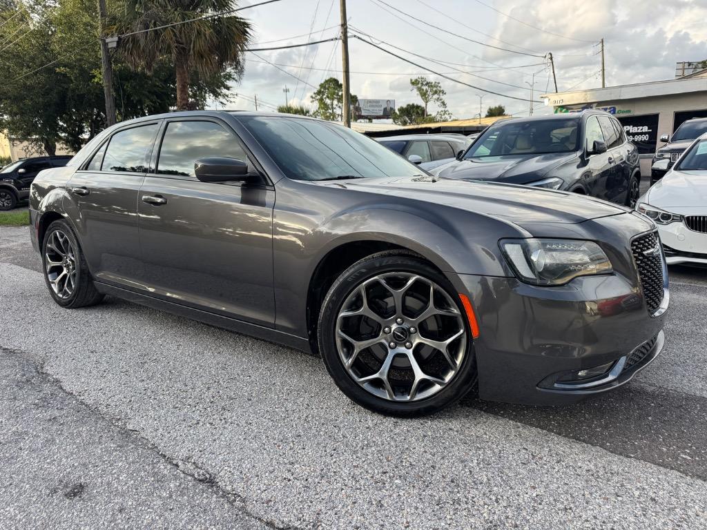2018 Chrysler 300 - $16,998